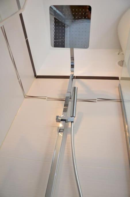 Le Zola - Appartement Troyes Centre Bagian luar foto
